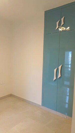 Room in 3 BHK Apartment at Ankriksh Valley, Knowledge Park V Greater Noida – for Sale