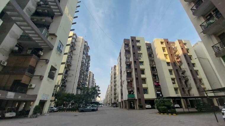 Exterior View, maya-garden-city 2 Bedroom 1307 Sq.Ft. Apartment In Lohgarh Zirakpur 9352913
