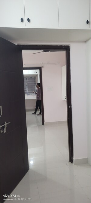 Room in 2 BHK Apartment at Pavani Laxmi Nivas, Madhapur – for Rent