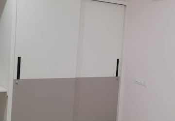 Furnished Amenities in 2 BHK Apartment at Pavani Laxmi Nivas, Madhapur – for Rent