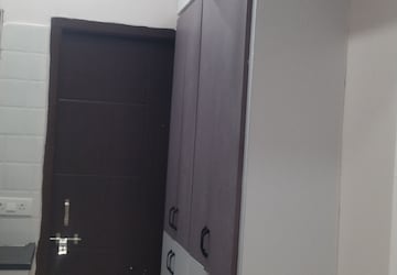 Furnished Amenities in 2 BHK Apartment at Pavani Laxmi Nivas, Madhapur – for Rent