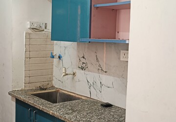 Kitchen in 2 BHK Builder Floor at Sector 85 – for Rent