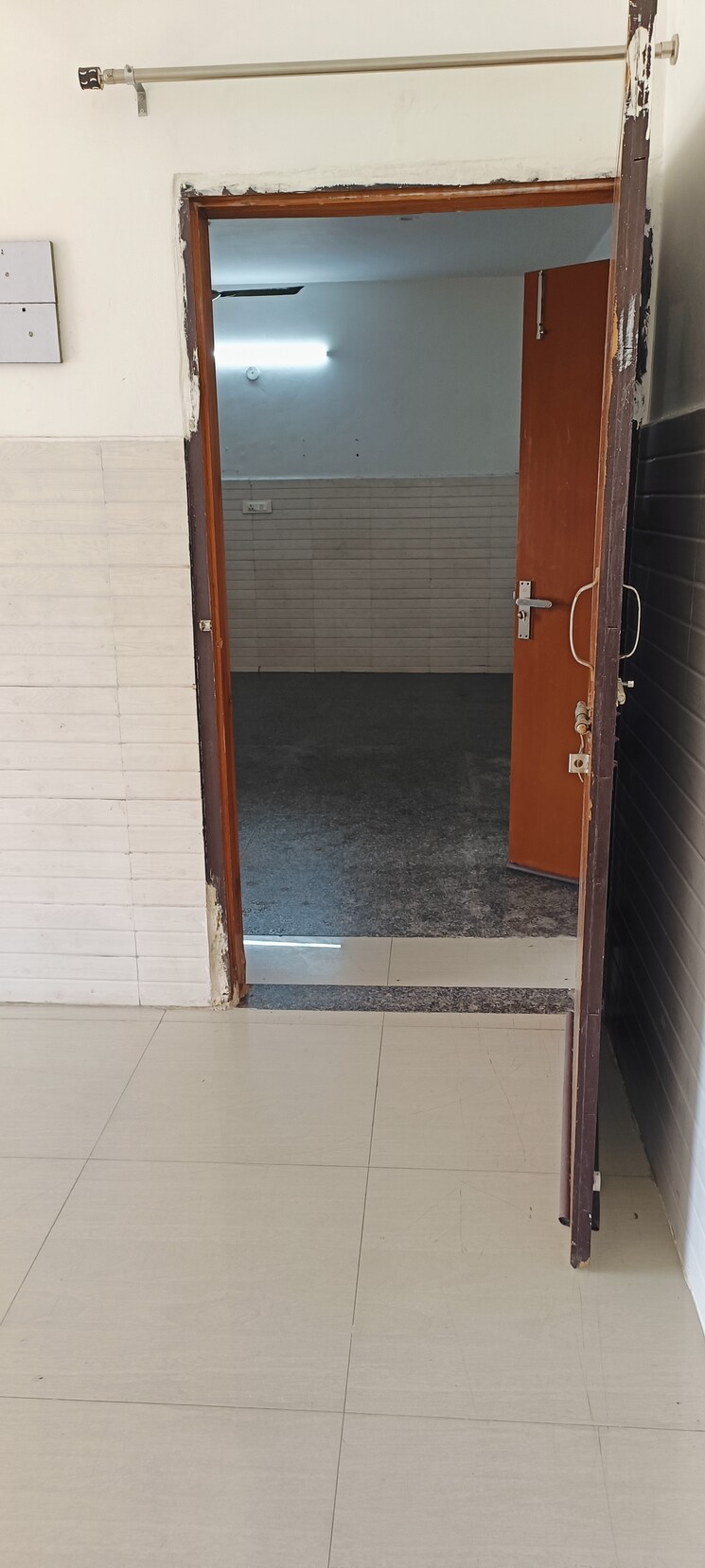 Bathroom, sector 85 2 Bedroom 250 Sq.Yd. Builder Floor In Sector 85 Faridabad 9352845
