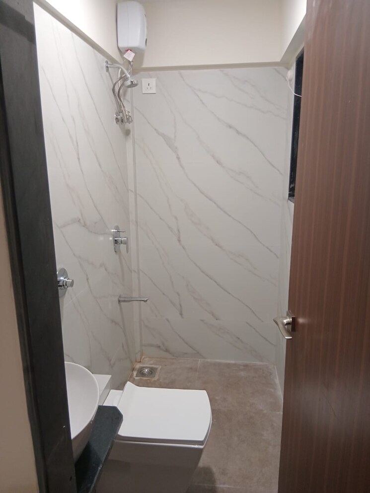 Bathroom, makarand-chs 1.5 Bedroom 556 Sq.Ft. Apartment In Ghatkopar East Mumbai 9352900