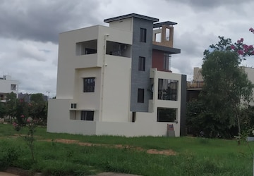 Plot For Sale in JR Garden Retreat, Hosur Road