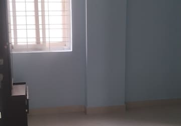 Room in 2 BHK Apartment at Pavani Laxmi Nivas, Madhapur – for Rent