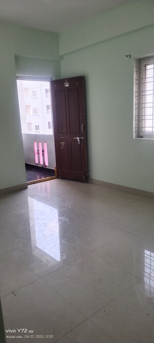 Room in 2 BHK Apartment at Pavani Laxmi Nivas, Madhapur – for Rent
