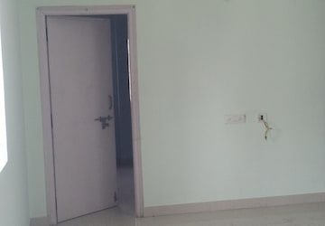 Room in 2 BHK Apartment at Pavani Laxmi Nivas, Madhapur – for Rent