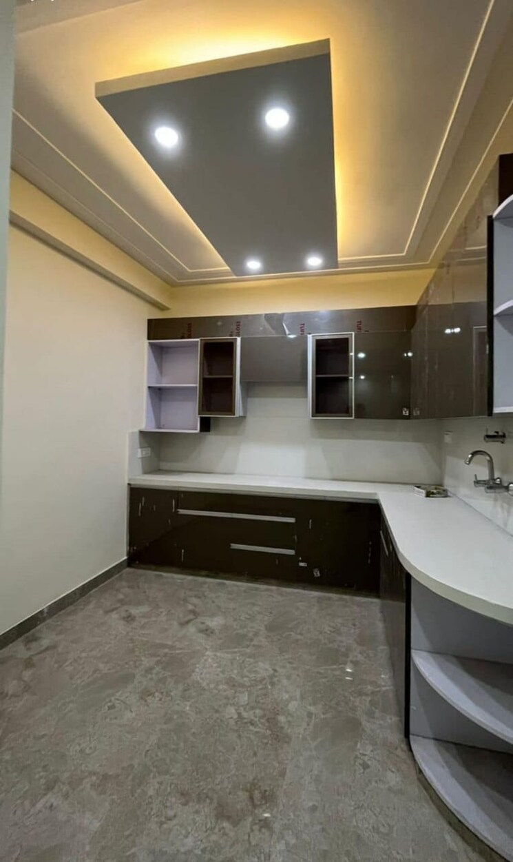 Kitchen, chattarpur 4 Bedroom 1800 Sq.Ft. Builder Floor In Chattarpur Delhi 9352500