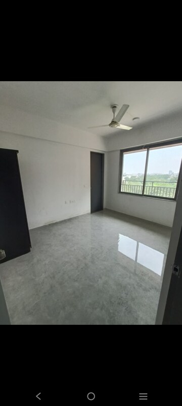 Room in 3 BHK Apartment at Sankalp Gwala, Ambli – for Rent