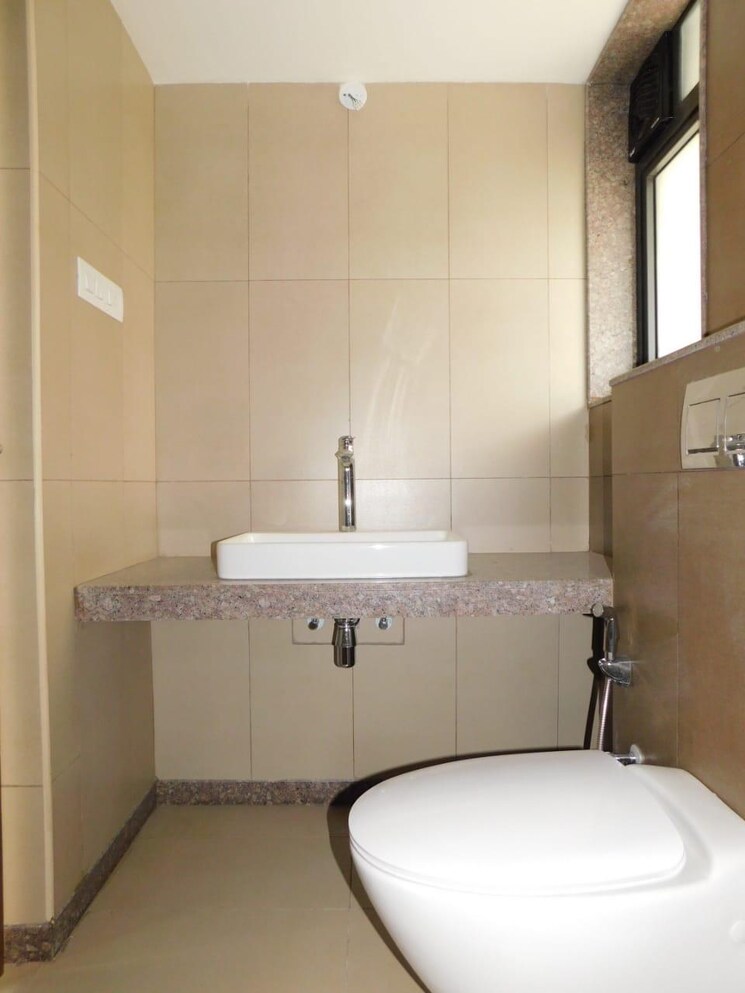 Bathroom, sector 10 4 Bedroom 400 Sq.Yd. Independent House In Sector 10 Panchkula 9352938