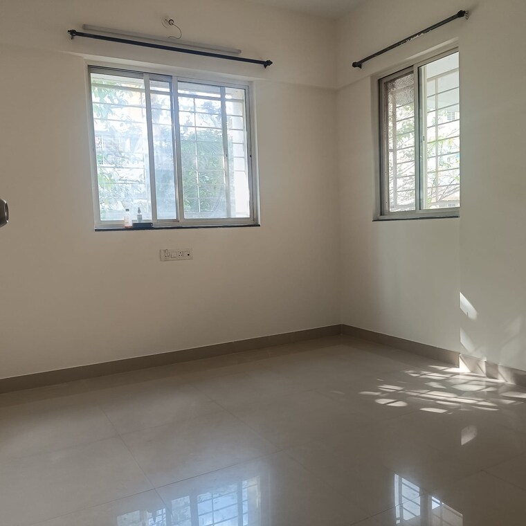 Room, wakad 2 Bedroom 1100 Sq.Ft. Apartment In Wakad Pune 9352953