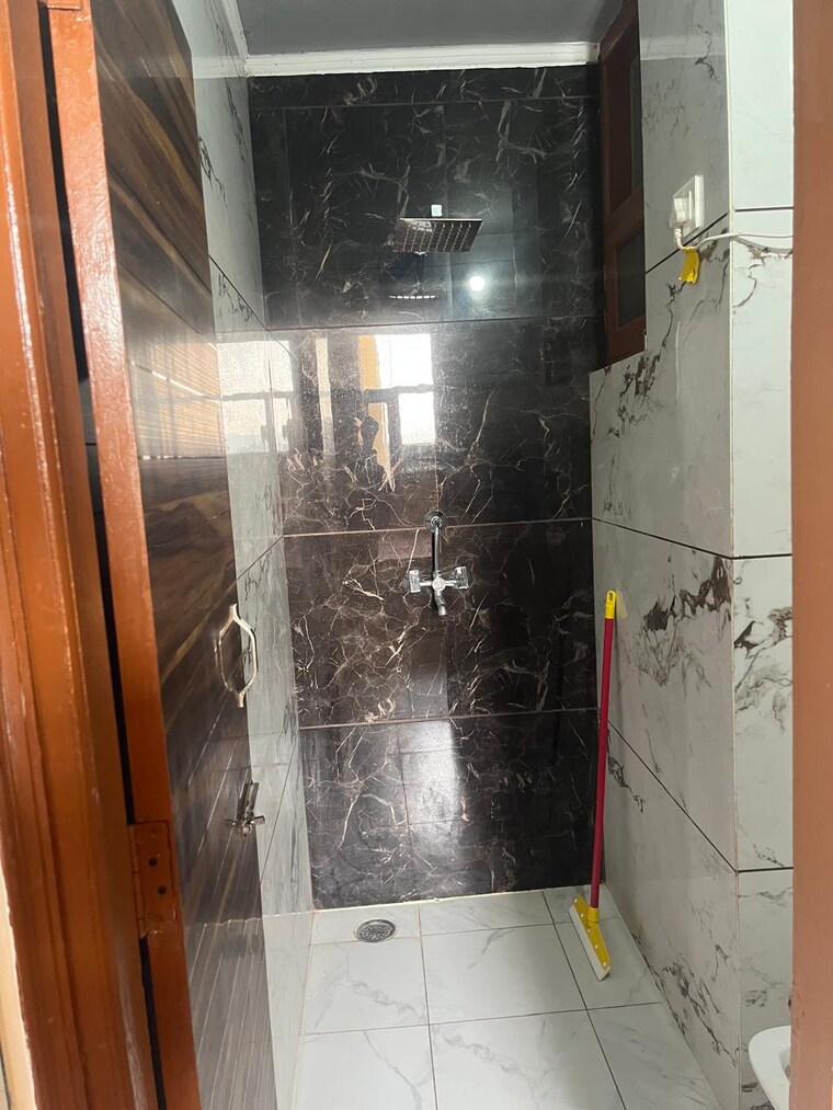 Bathroom, milton-tower 2 Bedroom 1100 Sq.Ft. Apartment In Vip Road Zirakpur 9352990