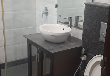 Bathroom in 3 BHK Builder Floor at Safdarjung Enclave – for Rent