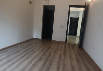3 BHK Builder Floor For Rent in Sector 33