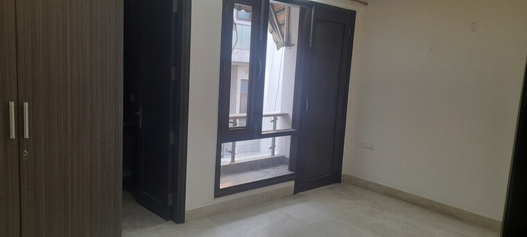 undefined, safdarjung enclave 3 Bedroom 200 Sq.Yd. Builder Floor In Safdarjung Enclave Delhi 9353078