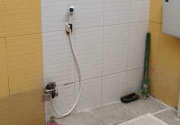 Bathroom in 5 BHK Builder Floor at Jayanagar – for Sale