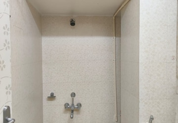 Bathroom in 5 BHK Builder Floor at Jayanagar – for Sale