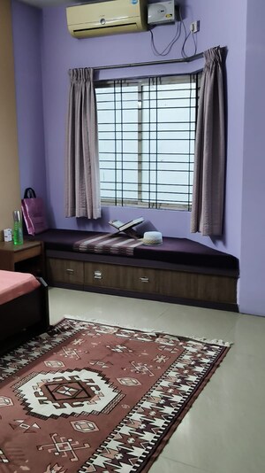 Bedroom in 5 BHK Builder Floor at Jayanagar – for Sale