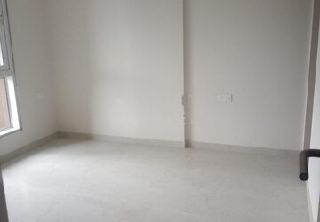 Room in 2 BHK Apartment at Dosti West County, Balkum Pada – for Rent