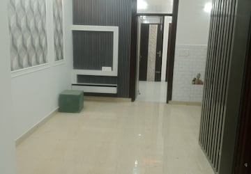 Room in 2 BHK Builder Floor at Indrapuram – for Sale