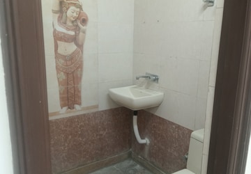 Bathroom in 2 BHK Builder Floor at Indrapuram – for Sale