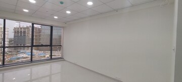 Room in  Office Space at Geras Imperium Alpha, Kharadi – for Rent