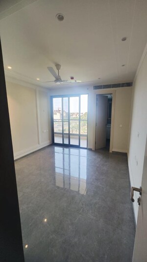 Room in 3.5 BHK Apartment at Sector 82 A – for Sale