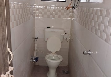 Master Bedroom in 2 BHK Apartment at HND Kushal Apartment, Vastrapur – for Rent
