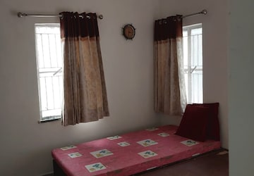 Bedroom in 2 BHK Apartment at HND Kushal Apartment, Vastrapur – for Rent