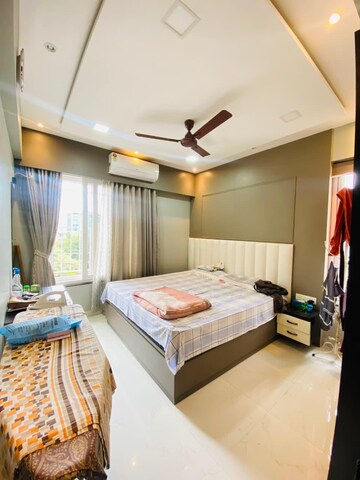 Bedroom in 2 BHK Apartment at Salunkhe Vihar Society – for Rent