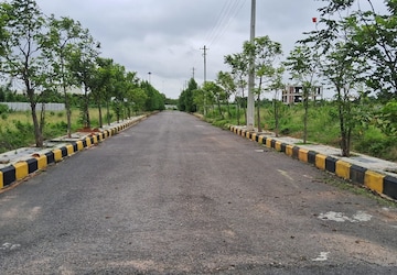 Plot For Sale in Hastinapuram