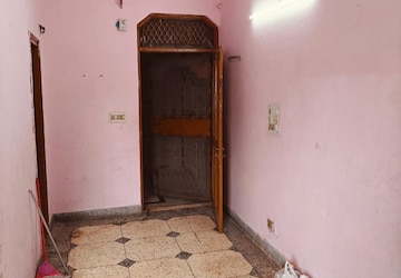 Building Lobby in 2 BHK Builder Floor at Shalimar Garden – for Sale