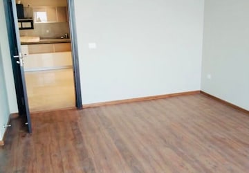 Room in 3 BHK Apartment at Sector 82 A – for Rent