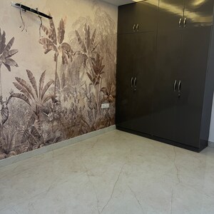 Room in 4 BHK Builder Floor at Parklands, Sector 85 – for Sale