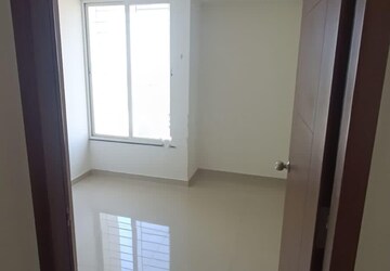 Room in 2 BHK Apartment at Parklane Urbanjoy Wing A, Sus – for Rent