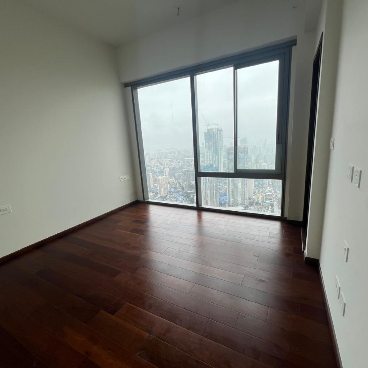 2 BHK + Pooja Room Apartment For Rent in Piramal Mahalaxmi