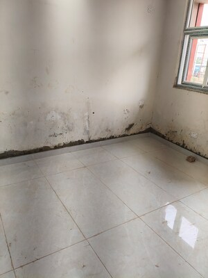 Room in 2 BHK Builder Floor at Sector 89 – for Sale