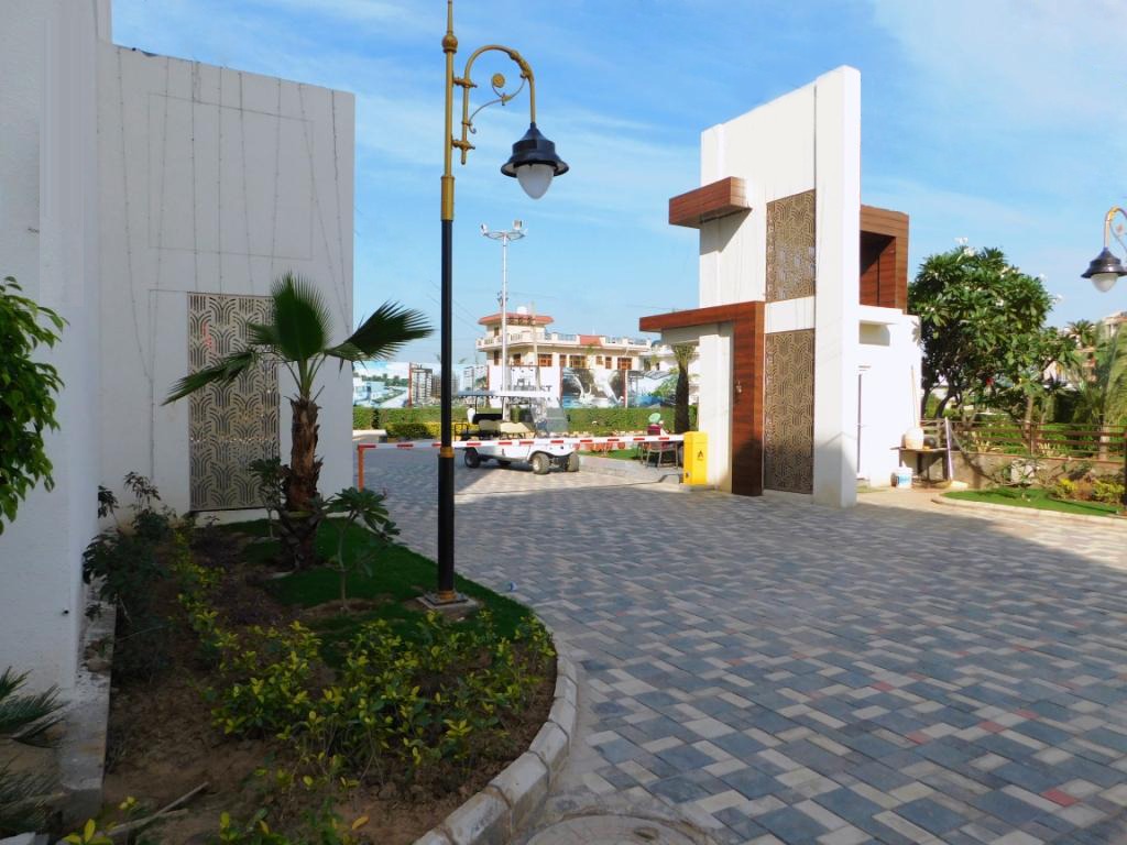 3 BHK + Extra Room Apartment For Rent in Highland Park Chandigarh