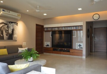 Living Room in 2 BHK Apartment at Hillslope CHS, Pali Hill – for Rent