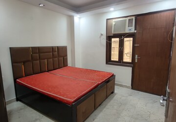 Bedroom in 2 BHK Builder Floor at Saket – for Rent