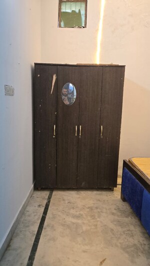 Furnished Amenities in 2 BHK Builder Floor at Saket – for Rent