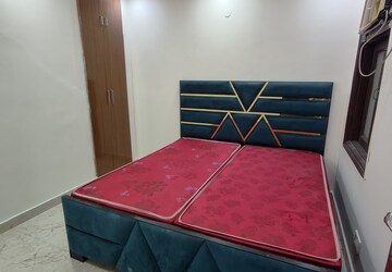 Bedroom in 2 BHK Builder Floor at Saket – for Rent