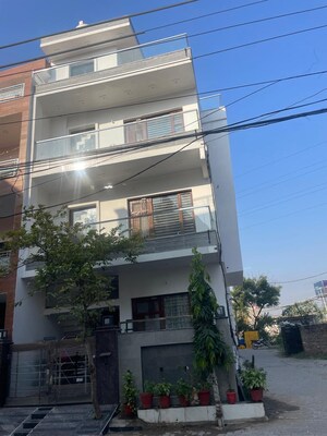 2 BHK Villa For Rent in Patiala Road