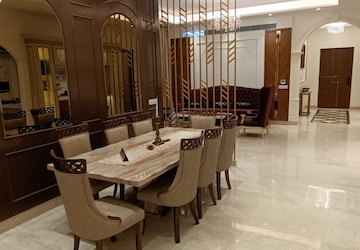 Team Area in 2 BHK Builder Floor at Andheri East – for Rent