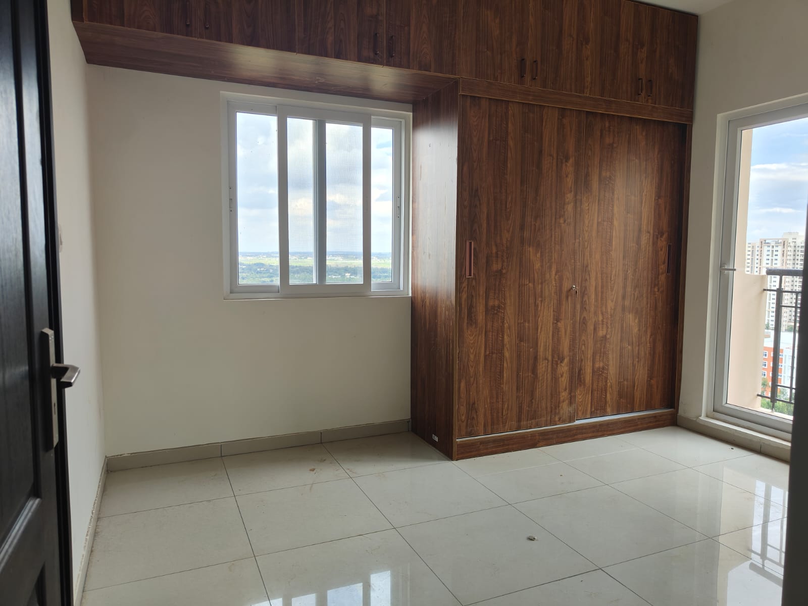 3 BHK Apartment For Rent in SNN Raj Grandeur