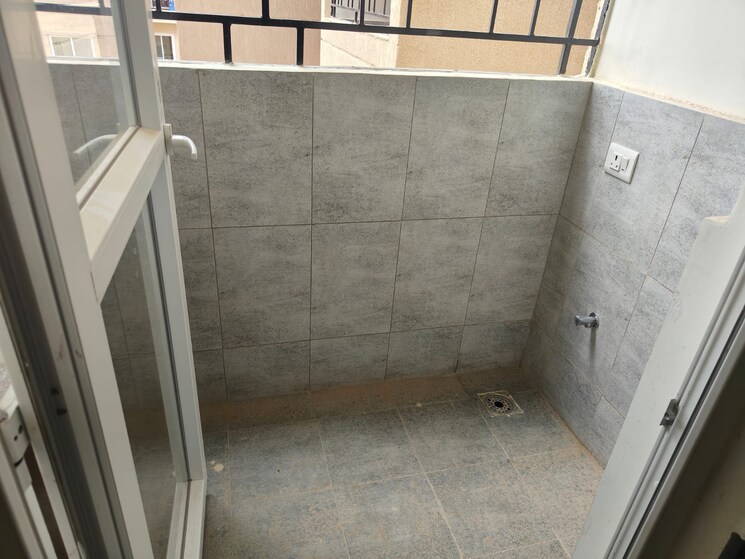 Other, snn-raj-grandeur 3 Bedroom 1375 Sq.Ft. Apartment In Bommanahalli Bangalore 9353315