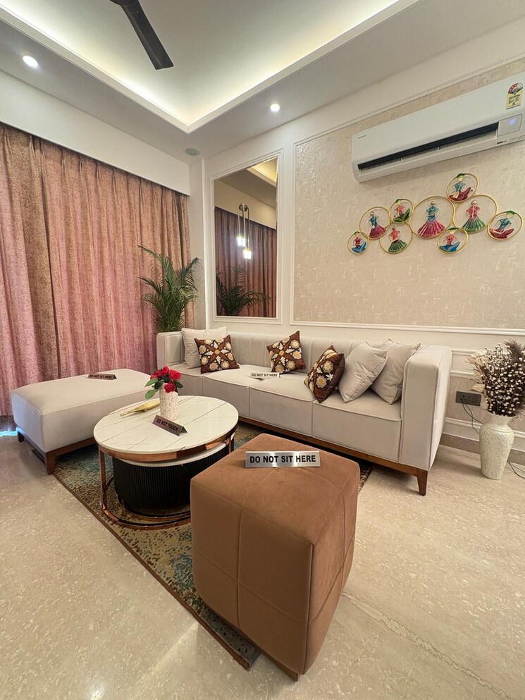 Team Area, mks-county 3 Bedroom 1550 Sq.Ft. Builder Floor In Sohna Sector 2 Gurgaon 9353871