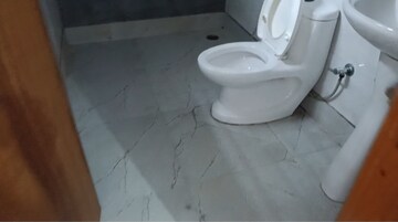 Bathroom in 3 BHK Builder Floor at Vaishali Sector 3 – for Rent