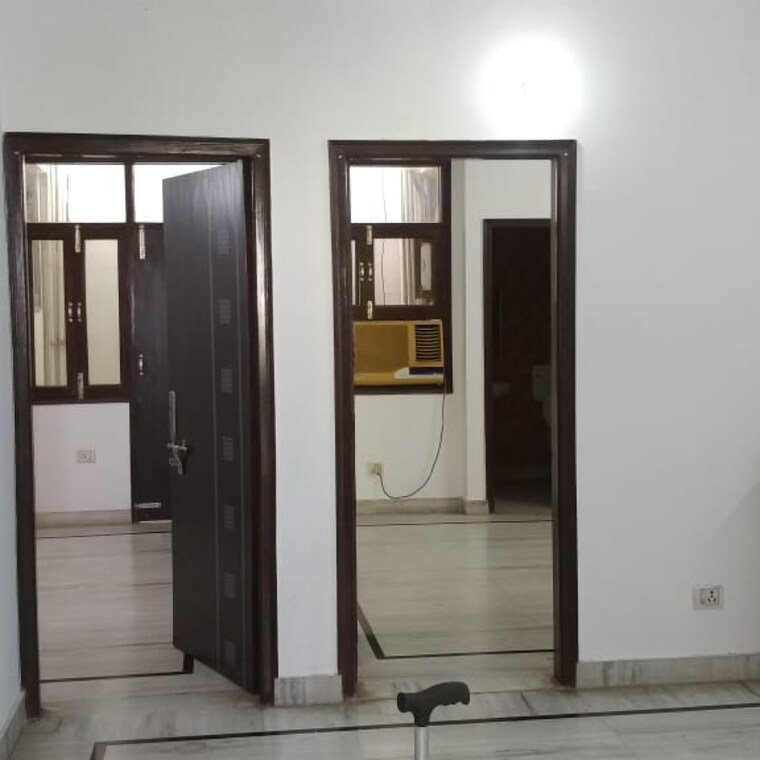 Other, vasant kunj 3 Bedroom 861 Sq.Mt. Apartment In Vasant Kunj Delhi 9353882